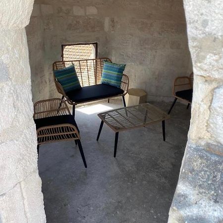 La Tour 2: Appart Neuf Au Coeur De La Petite Venise LʼIsle-sur-la-Sorgue Buitenkant foto