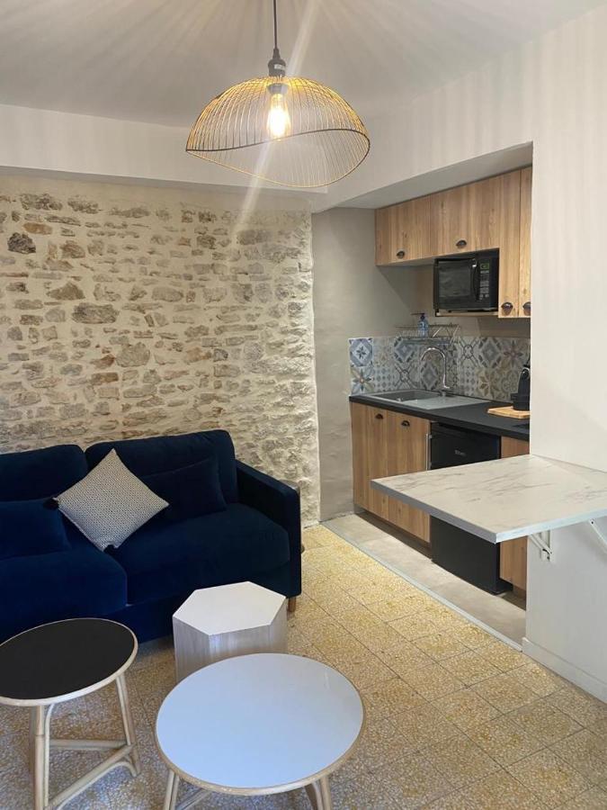 La Tour 2: Appart Neuf Au Coeur De La Petite Venise LʼIsle-sur-la-Sorgue Buitenkant foto